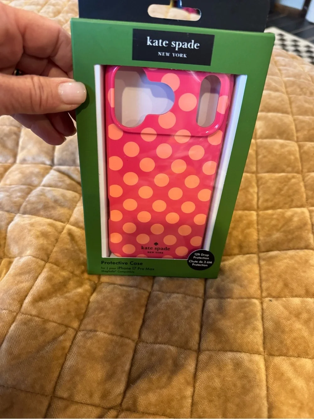 kate spade Pink with coral Polka Dot iPhone 17 pro max Case pretty & practical 💕